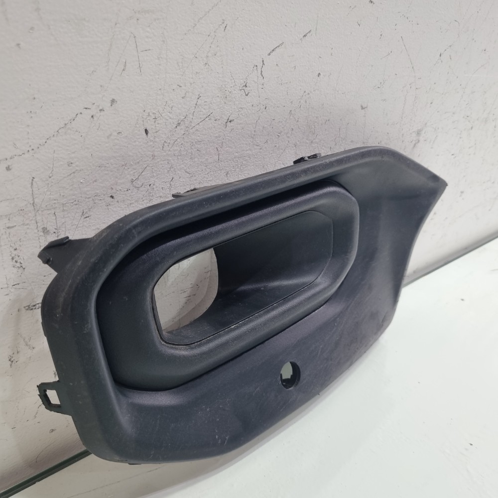 Moldura Do Farol De Milha Direito Ram Rampage 20242026 Orig Direito 2