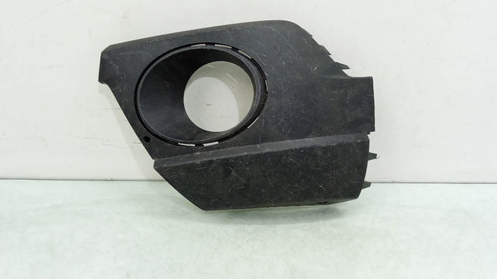 Moldura Cibie Volkswagen Saveiro Cross 2013 / 2016 Seminova. 4