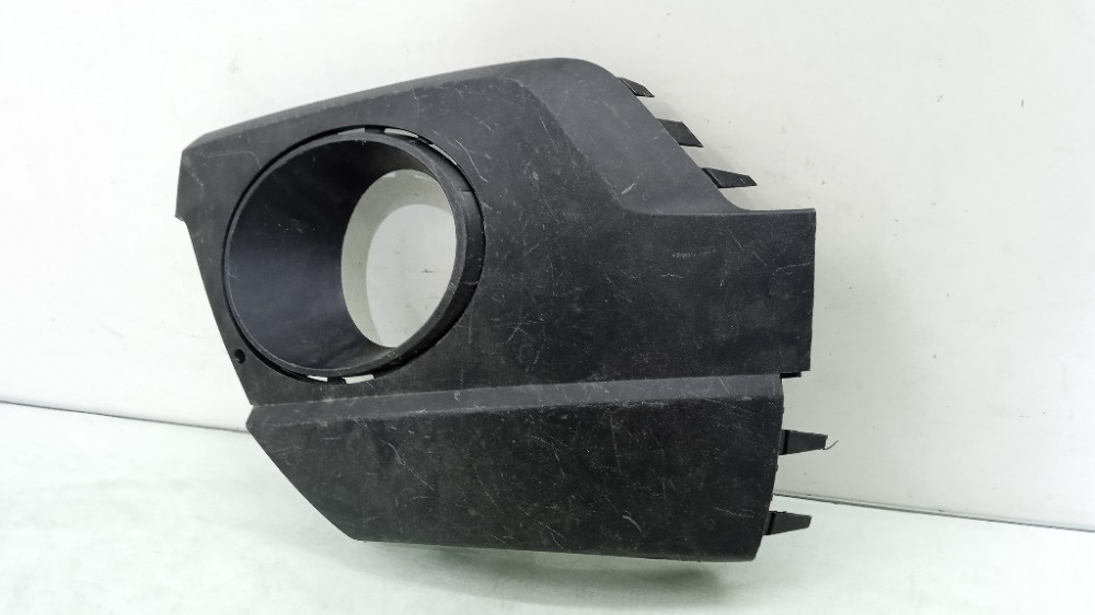 Moldura Cibie Volkswagen Saveiro Cross 2013 / 2016 Seminova. 3