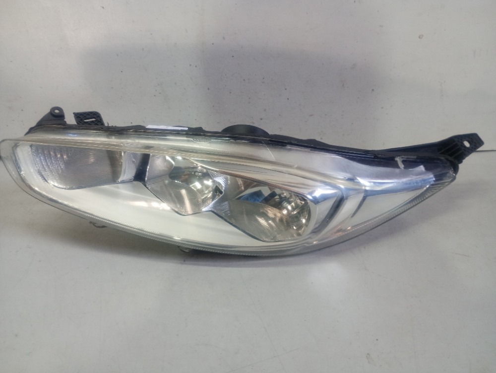 Farol Esquerdo Cromado Ford New Fiesta 2013/2018 Recuperado Esquerdo/motorista 2