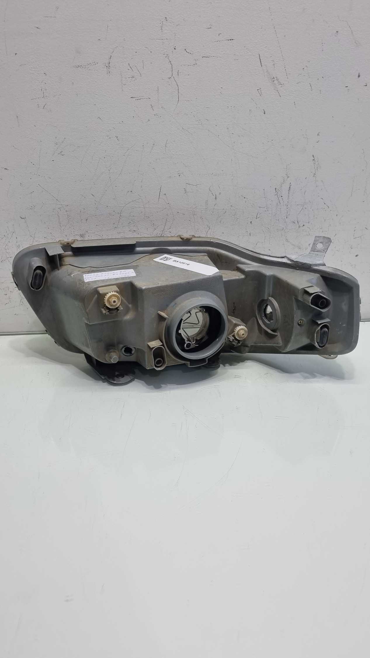 Farol lado esquerdo Volkswagen Gol/Parati modelo 2006/2009 3