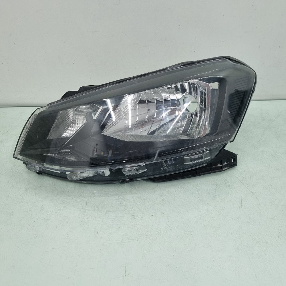 Farol Lado Esquerdo M.negra Volkswagen Gol G7 2016 À 2019. Esquerdo/motorista 1