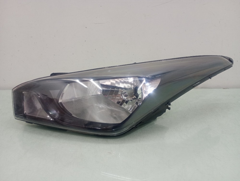 Farol Esquerdo Máscara Negra Hb20 2013/2019 Recuperado