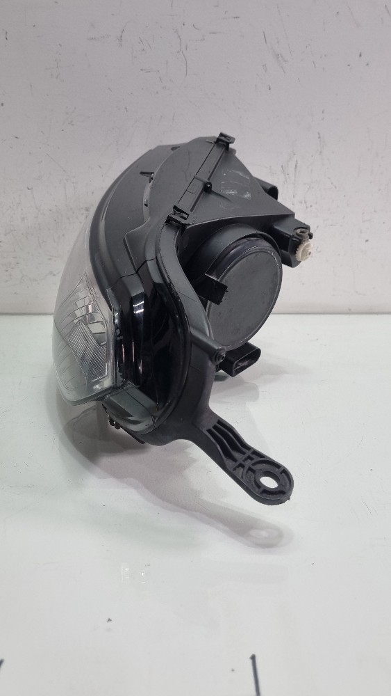Farol lado esquerdo cromado FORD ECO SPORT Modelo 2013/2015 3