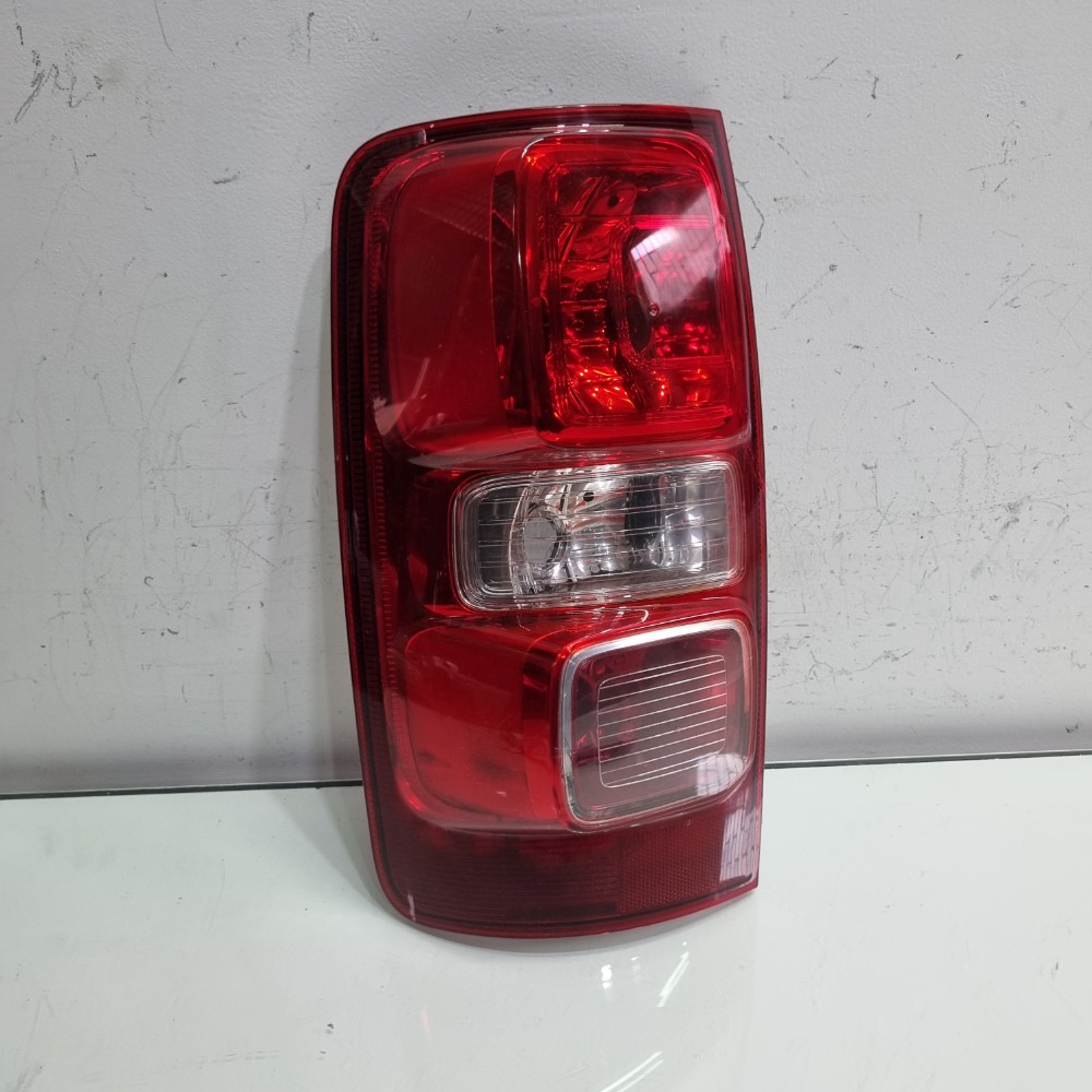 Lanterna Esquerda sem LED Chevrolet S10 2013/2017 Recuperada