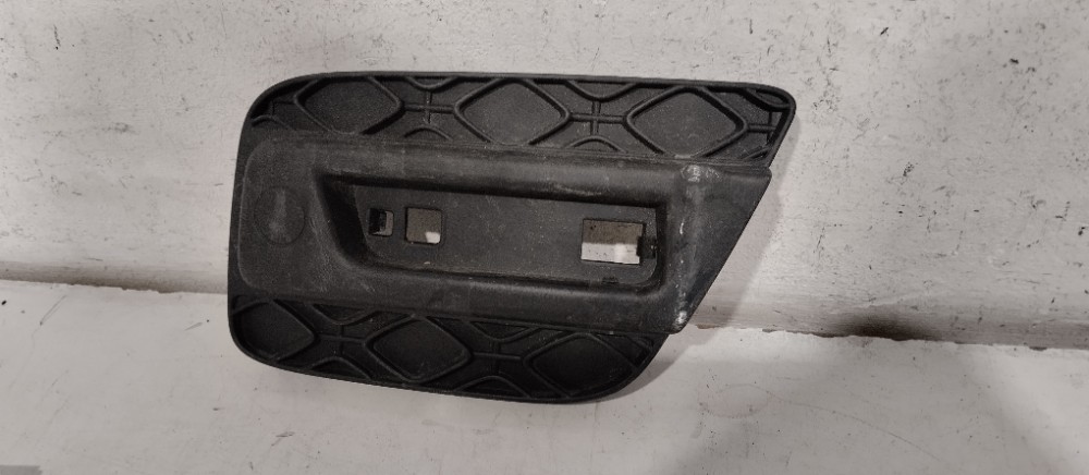 Grade Parachoque Traseiro Esquerdo Sandero Stepway 2015/2017 2