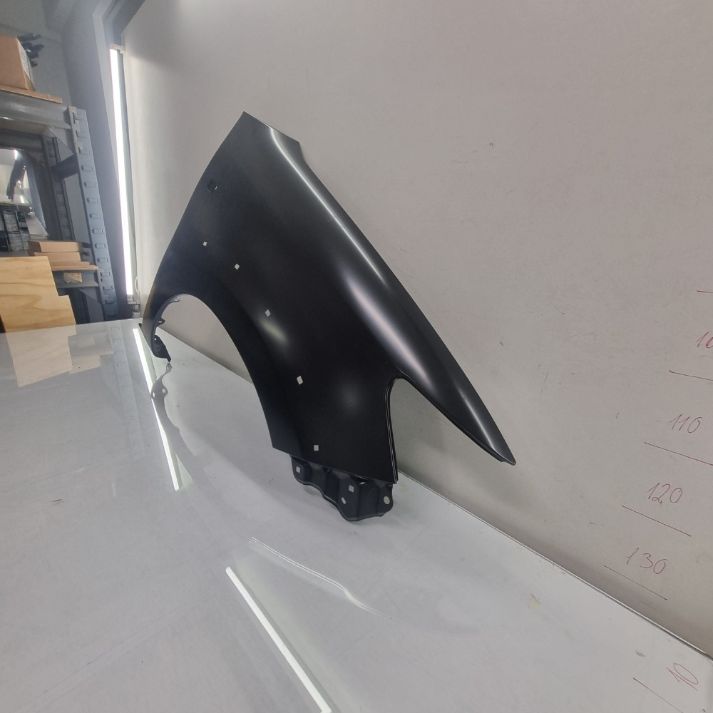 Paralama Direito Toyota Hilux 2012/2015 C/Furo Pisca S/Furo Moldura 3