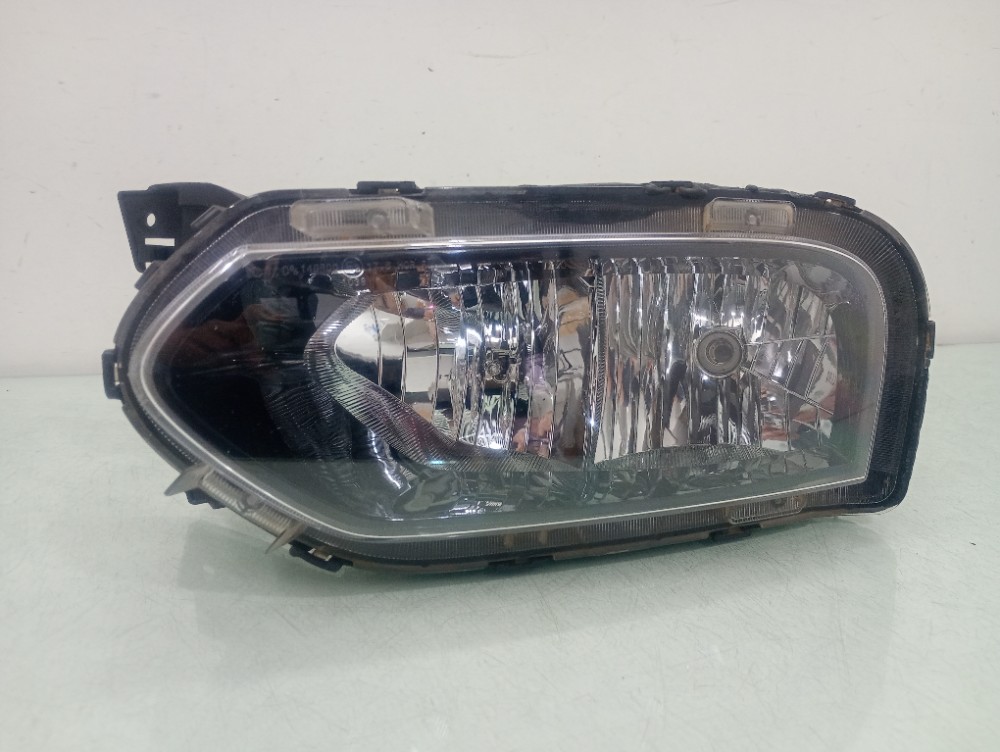 Farol Inferior Esquerdo Kwid 2021/2024 Recuperado Esquerdo/motorista 2