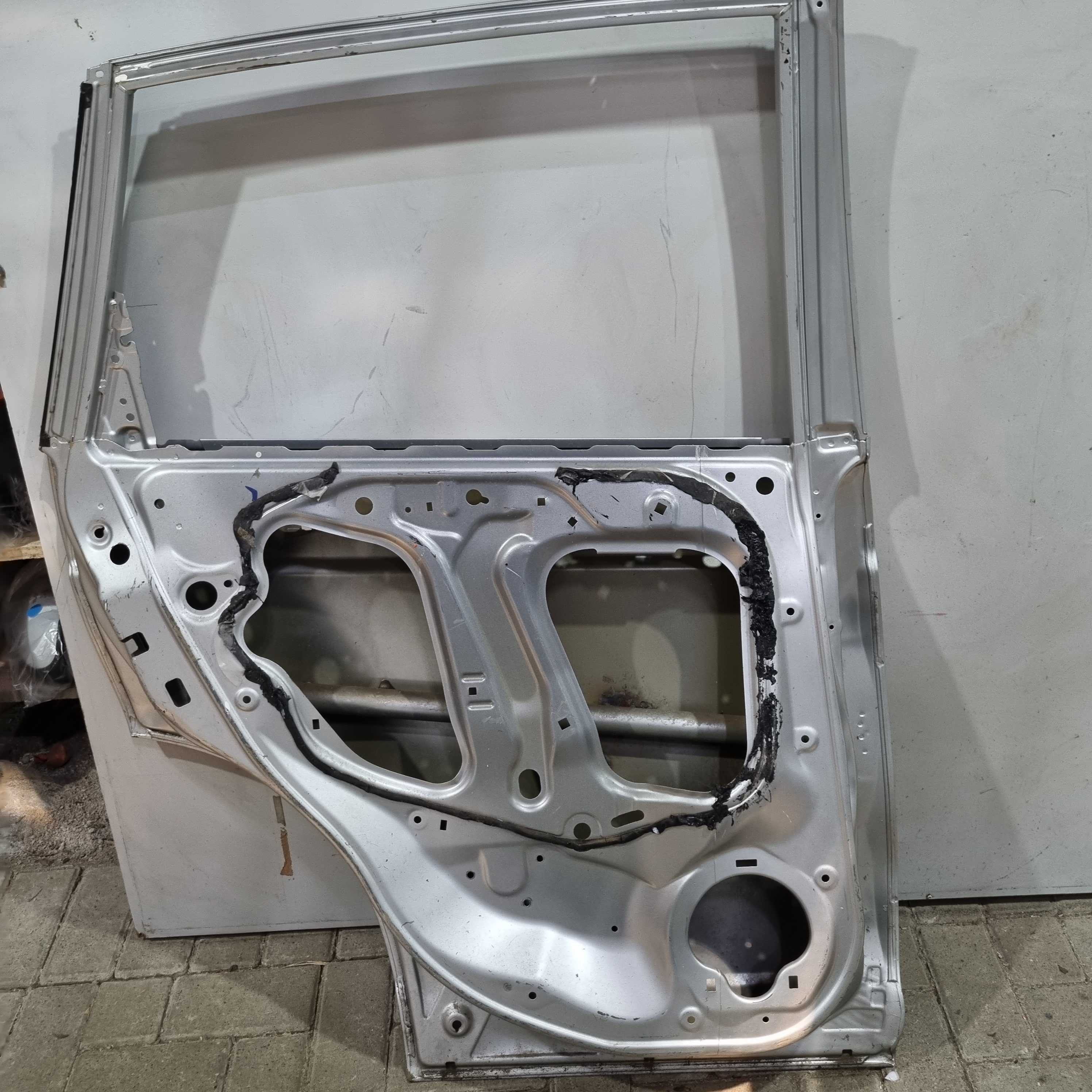 Porta Traseira Do Lado Esquerdo Honda Crv Modelos 2008/2012 1