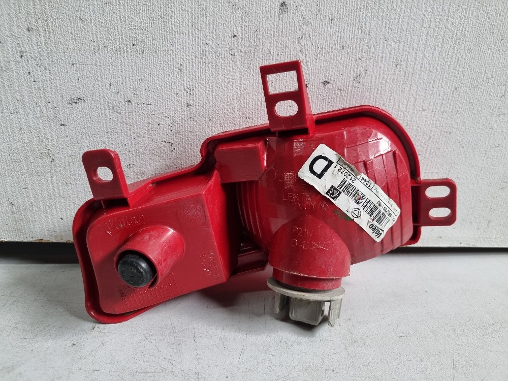 Luz Neblina Dir Do P-choque Tras Peugeot 207 Sedan 2008/2012 3