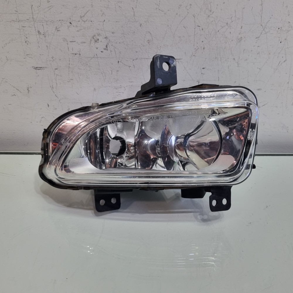 Farol De Milha Direita Fiat Strada 2020/2024 1
