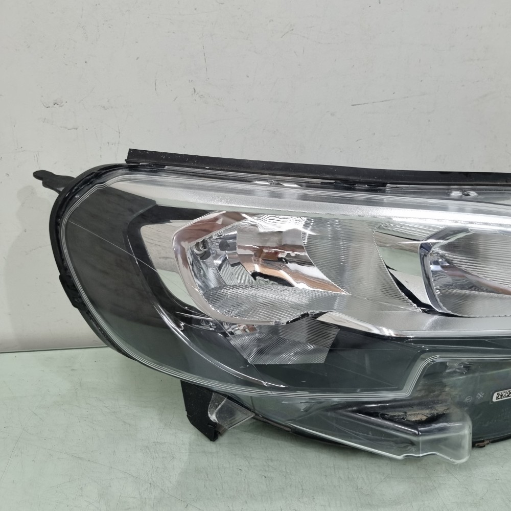 Farol Direito Peugeot Expert 2020/2023 Recon Direito/passageiro 4