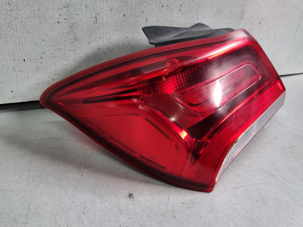 Lanterna Dian Esquerda Chevrolet Onix 2017/2019 Recuperada. 3