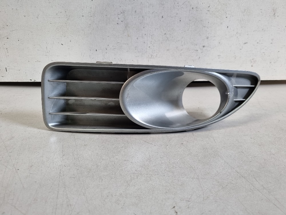 Moldura Do Cibié Esquerdo Fiat Linea 2010/2014 Original 1