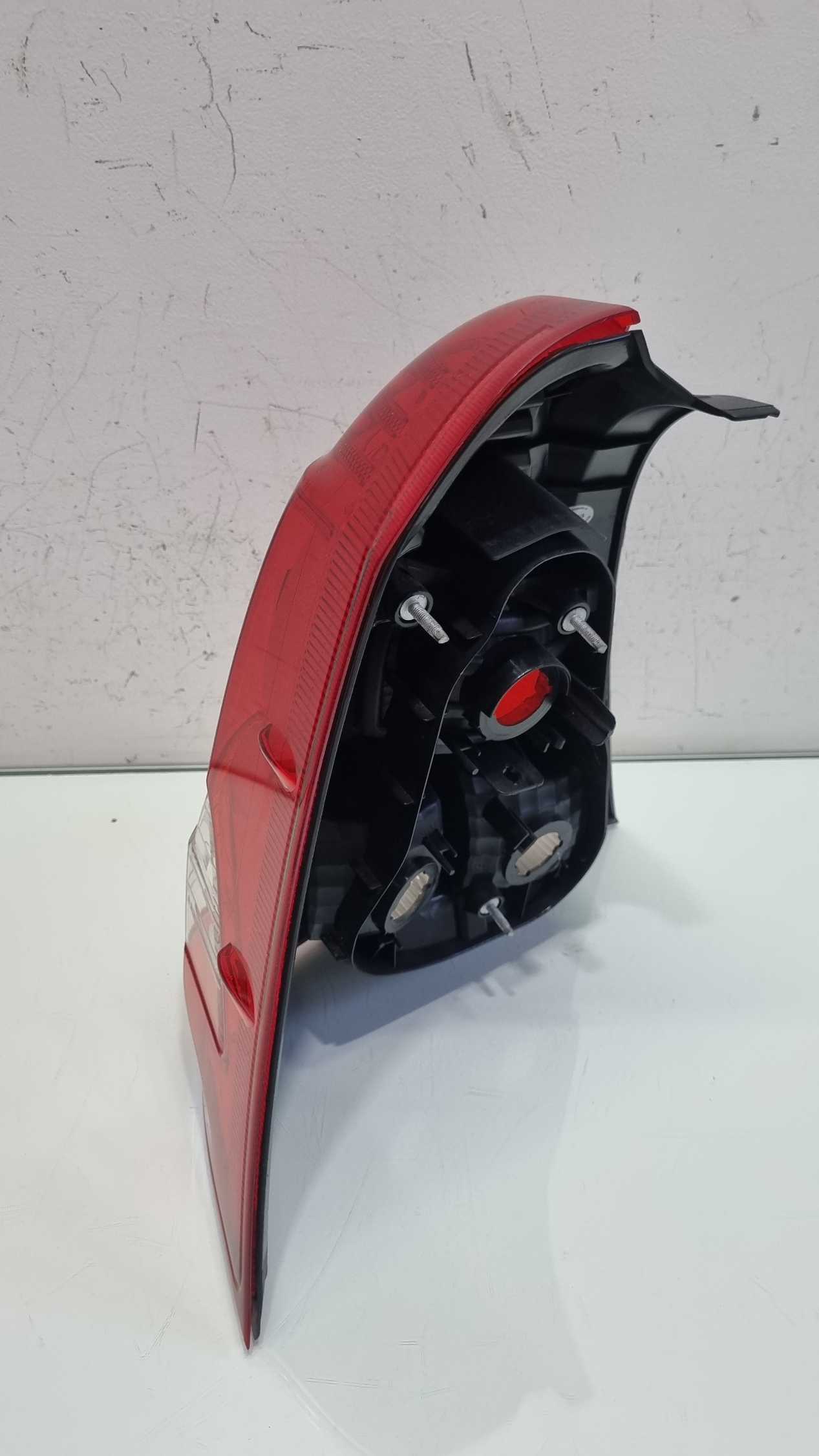 Lanterna lado direito Toyota Etios Sedan  modelo 2013/2018 2