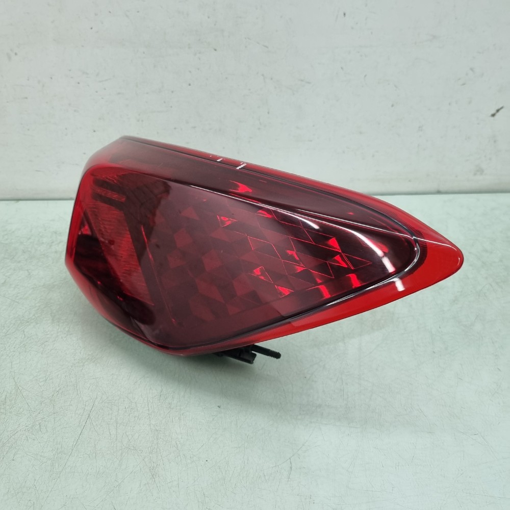 Lanterna Sem Led Direito Chevrolet Onix Sedan 2020/2024 Direito/passageiro 2