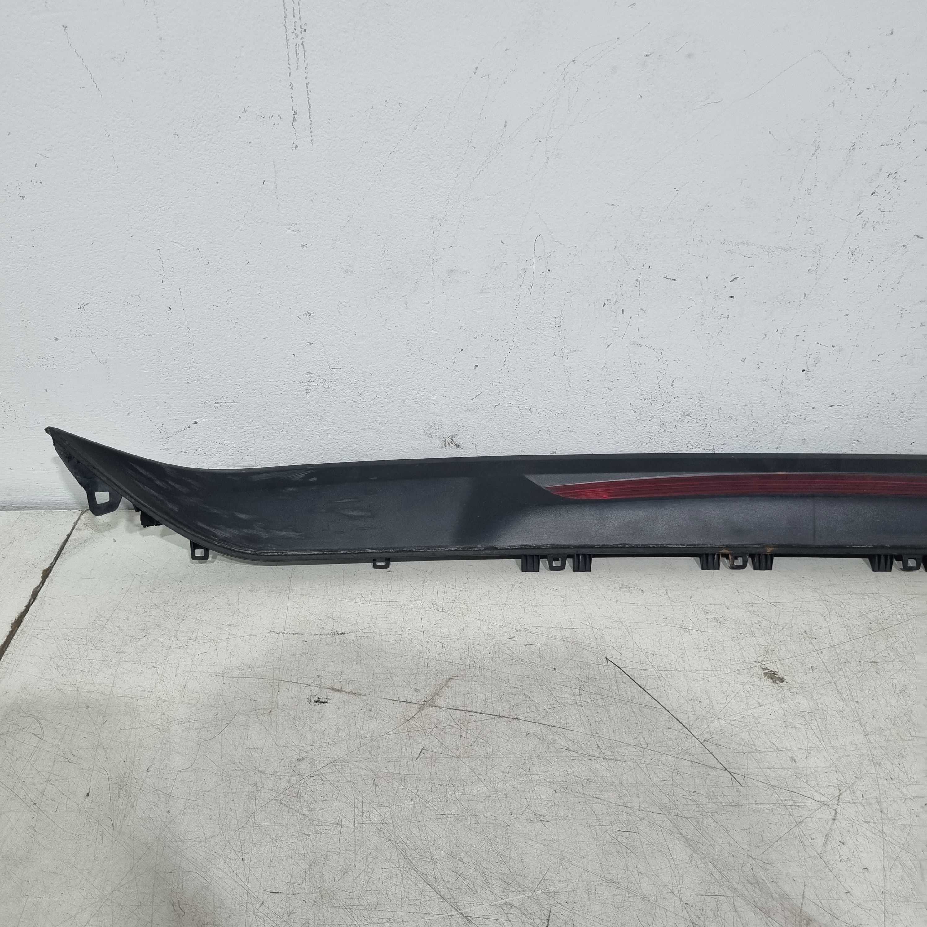 Acabamento Aerofolio Volkswagen Nivus Modelos 2020/2022 3