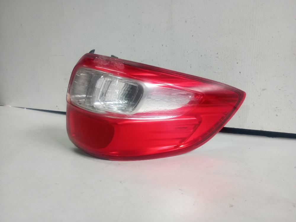 Lanterna Direita Fiat Strada Working 2013/2019 Recuperado Direito/passageiro 1