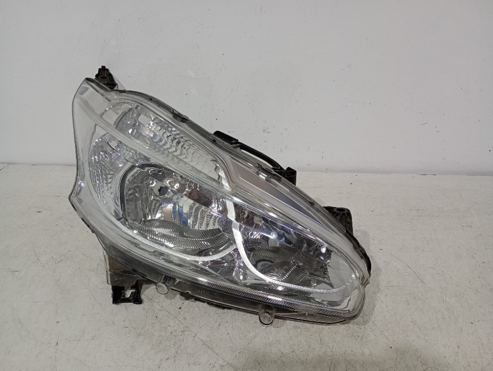 Farol Direito Sem Led Peugeot 208 2013/2016 Recuperada 1