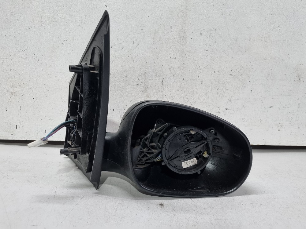 Retrovisor direito elétrico Fiat Palio 2013/2018 semi-novo 1