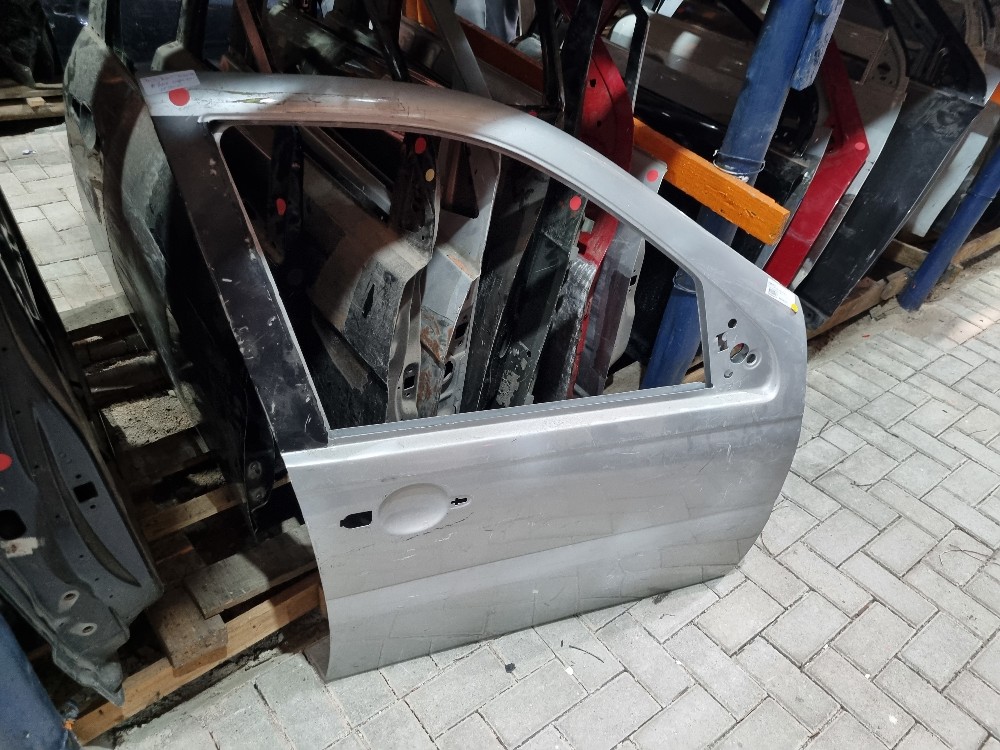 Fiat Palio Porta Dianteira Direita 2008/2012 Recuperado 1