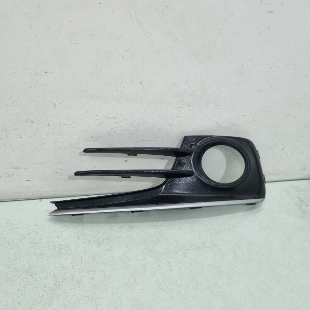 Moldura Esquerda Do Cibié Volkswagen Fox Modelos 2015/2020 2