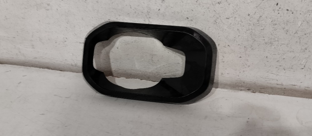 Acabamento Esq. Proteção Dianteira Duster 2019/2022 Usado. 4