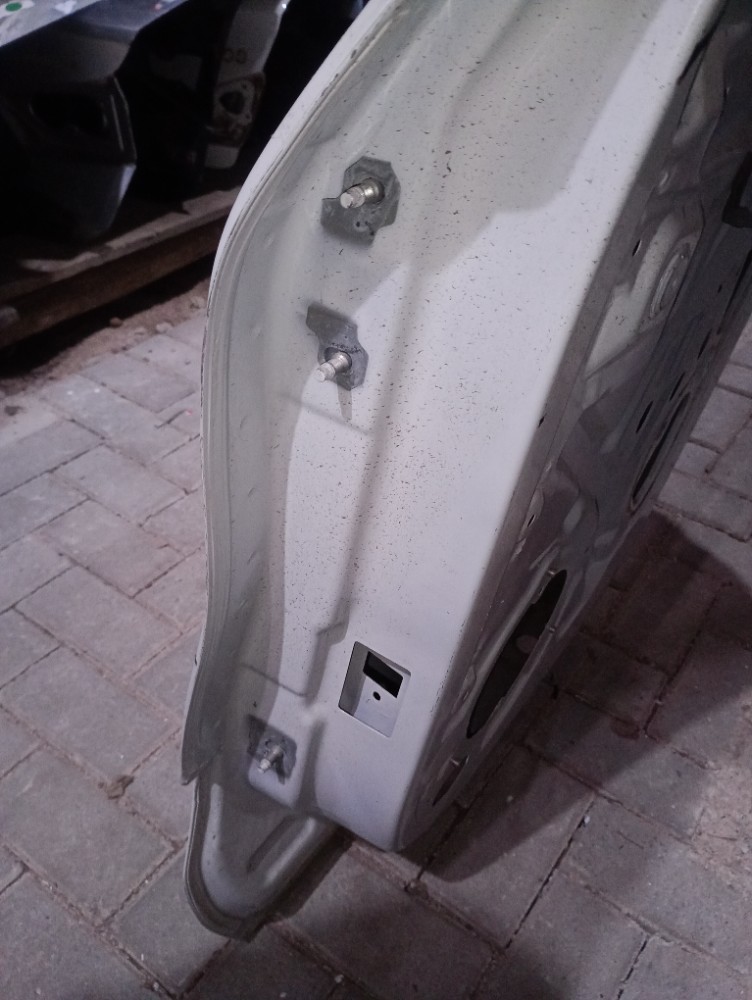 Porta traseira lado direito Renault captur 2017/20 4