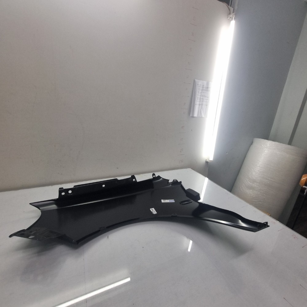 Paralama Dianteiro Direito C/furo Volkswagen Polo 2007/2010 4