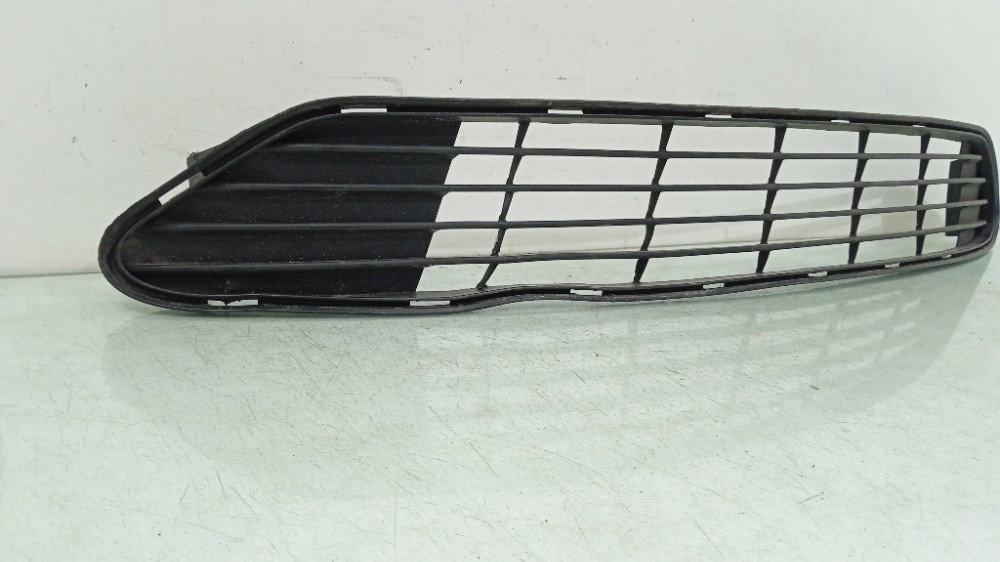 Grade Inferior Para-choque Diant. Etios 2012/2015 Seminova. 2