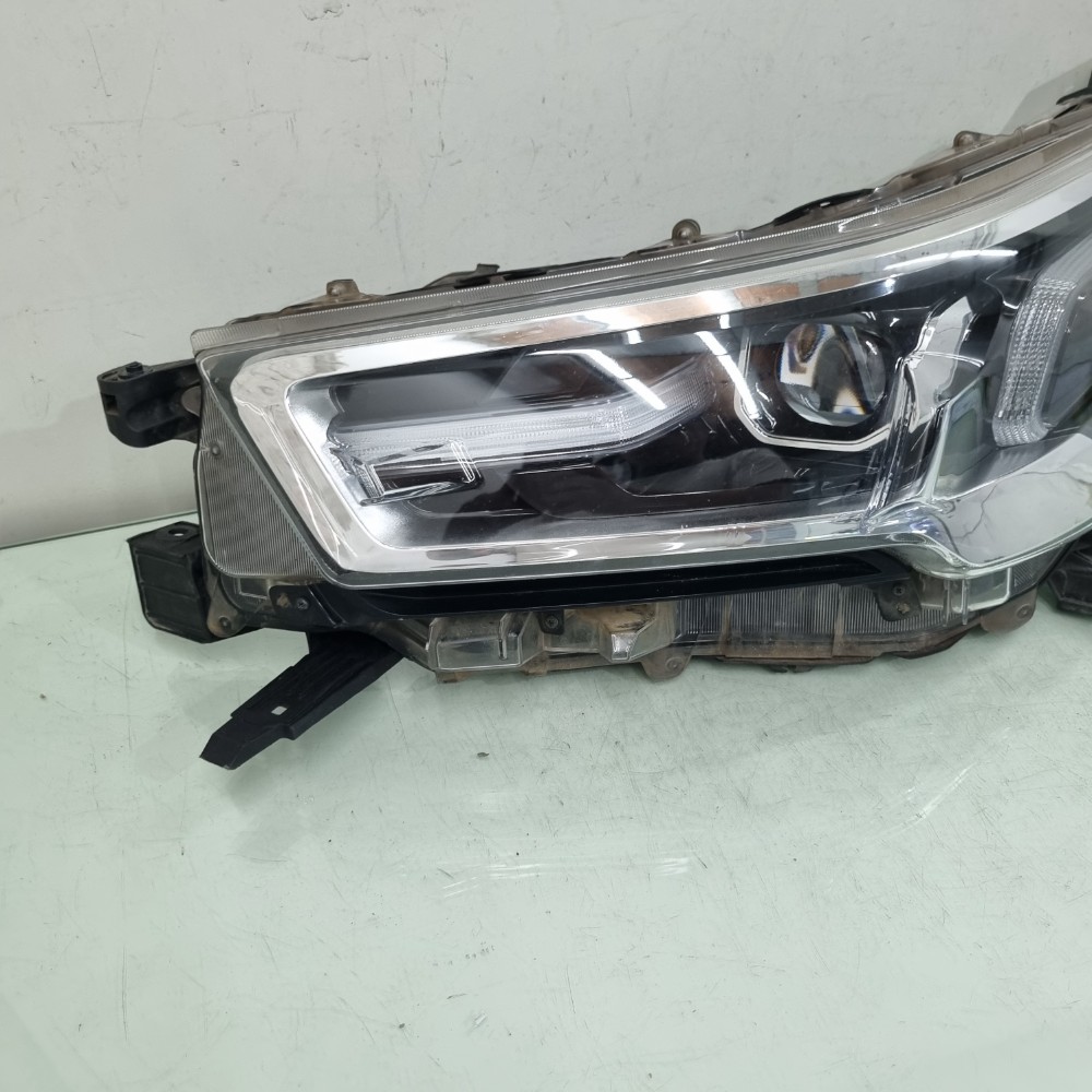 Farol Esquerdo Full Led Toyota Hilux 2022 2023 2024 Original Esquerdo/motorista