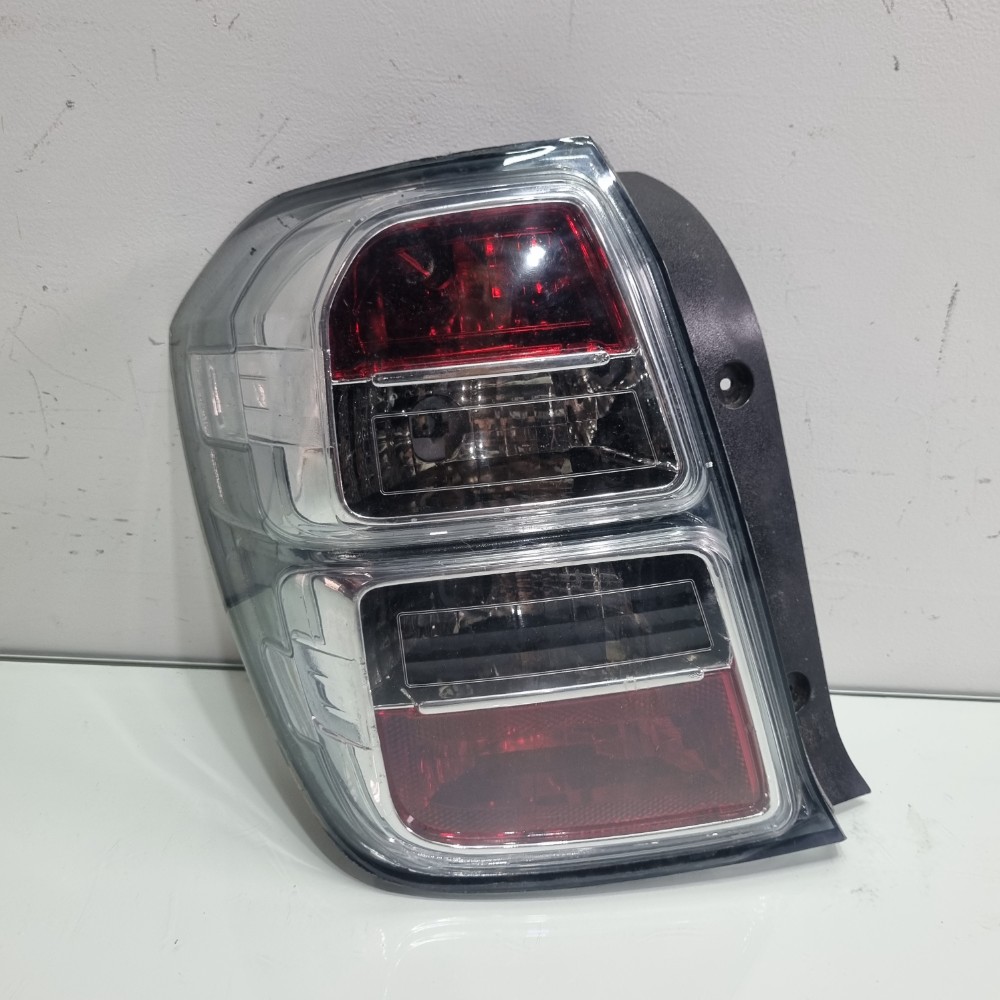 Lanterna Do Lado Esquerdo Chevrolet Cobalt Modelos 2012/2015 Esquerdo/motorista 1