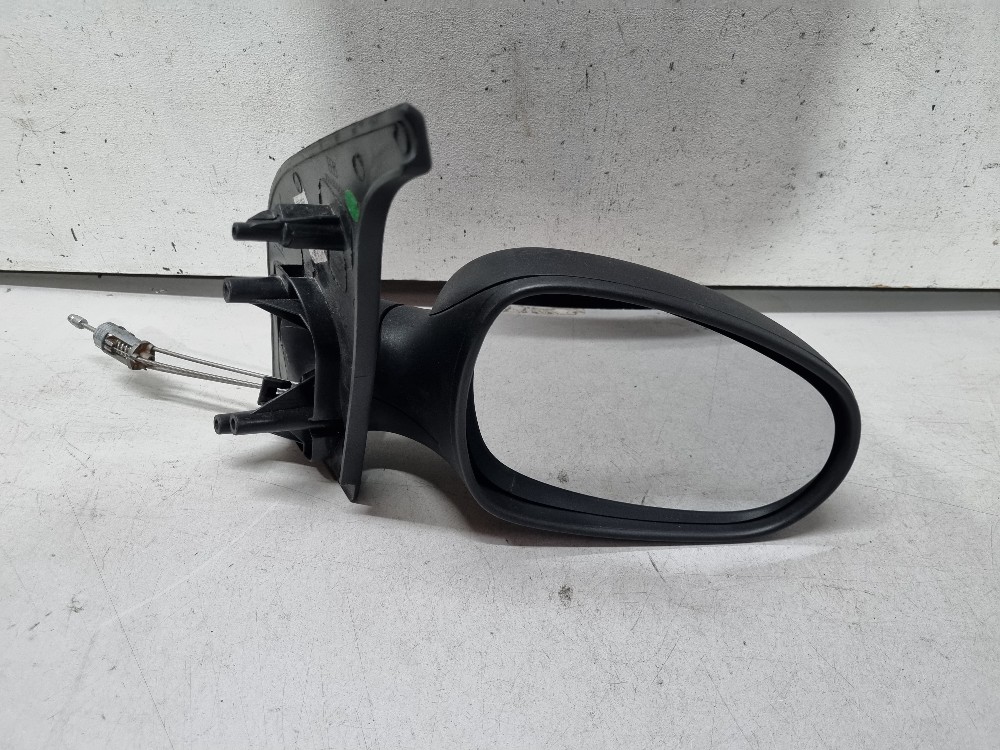 Retrovisor Direito Manual Fiat Mobi 2016/2025 Original Usado 1