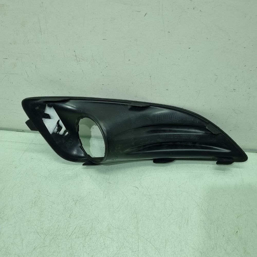 Moldura Do Cibié Do Lado Esquerdo Ford New Fiesta 2015/2017 Esquerdo 4