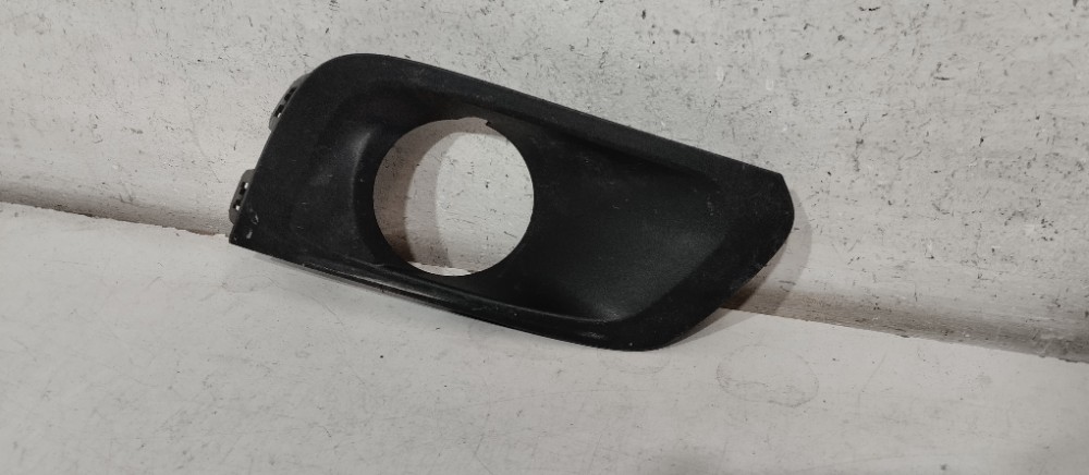 Moldura Milha Direita Para Chevrolet Onix Prisma 2017/2019 2