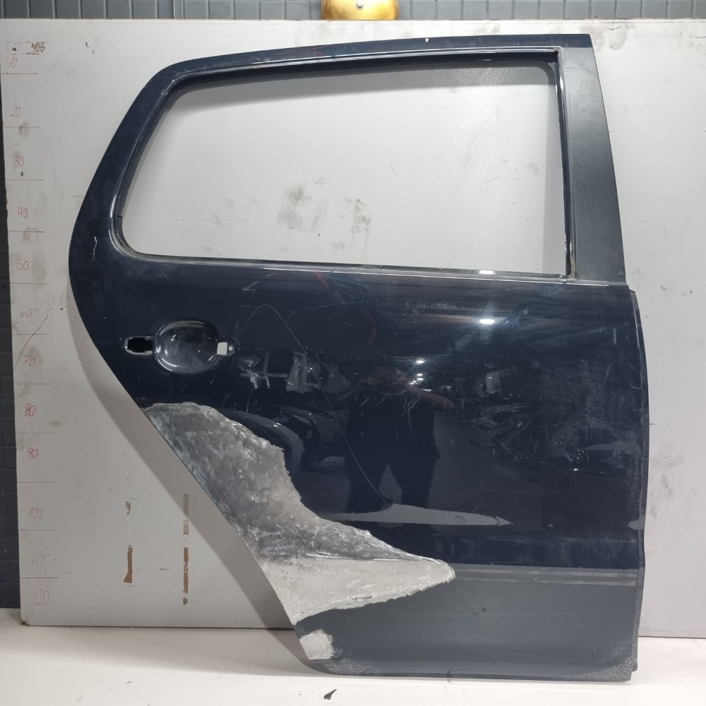 Porta Traseira Do Lado Direito Volkswagen Fox 2011/2014 Traseira 1