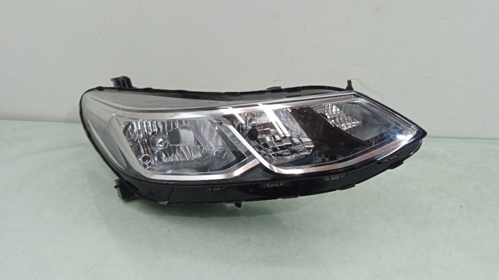 Farol Direito S Led Chevrolet Cruze 2017 2018 2019 2020 2021 Direito/passageiro 6
