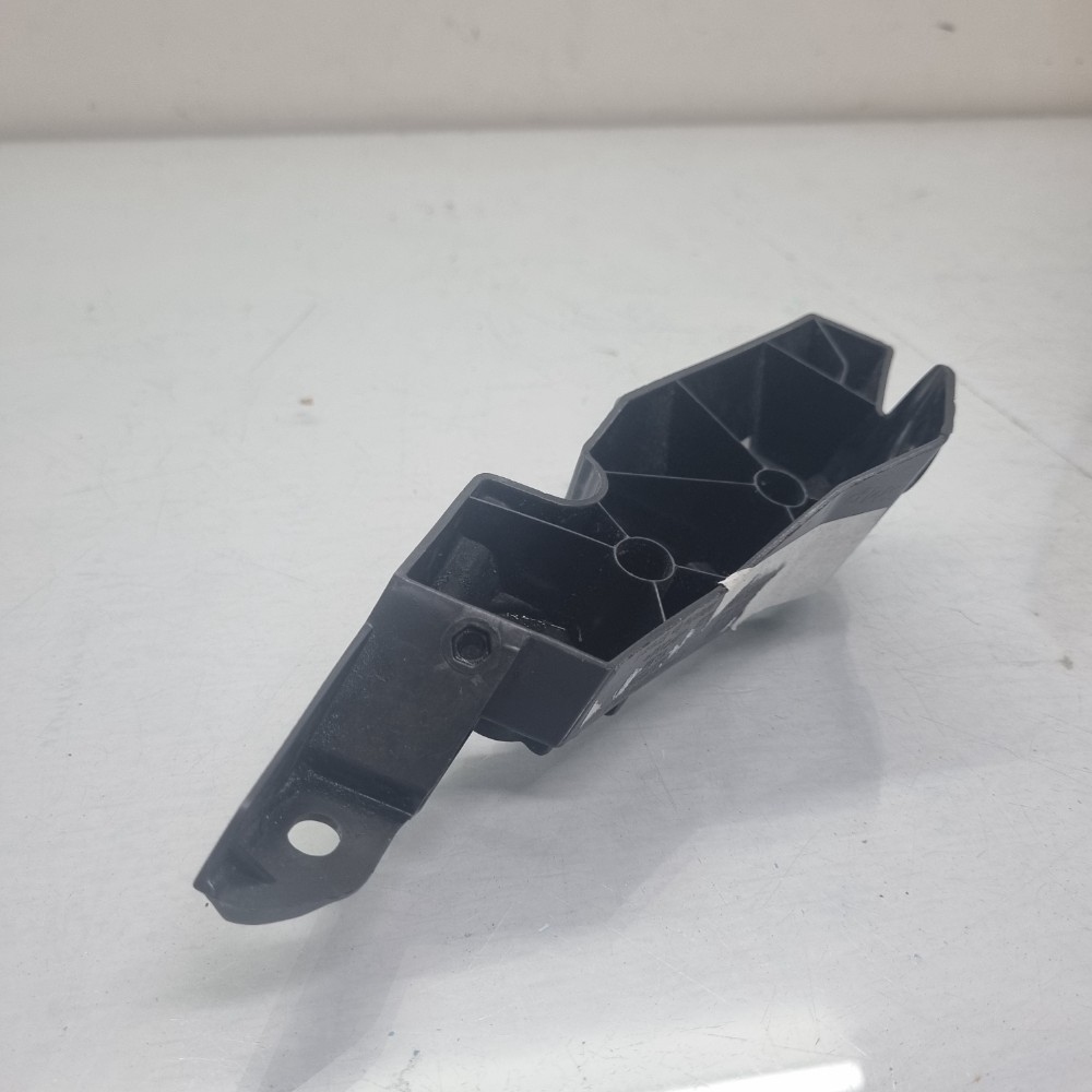 Guia De Parachoque Do Lado Direito Volkswagen Golf 2014/2018 4