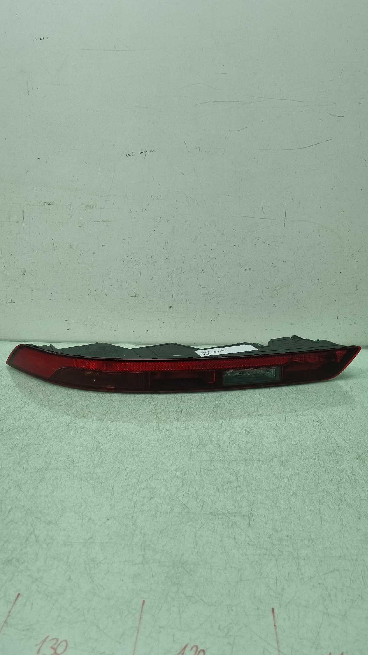 Refletor Esquerdo Parachoque Traseiro Audi Q3 2016/2019