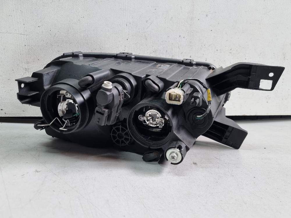 Farol Esquerdo Inferior Do Renault Kwid 2022/2025 Seminovo. 4