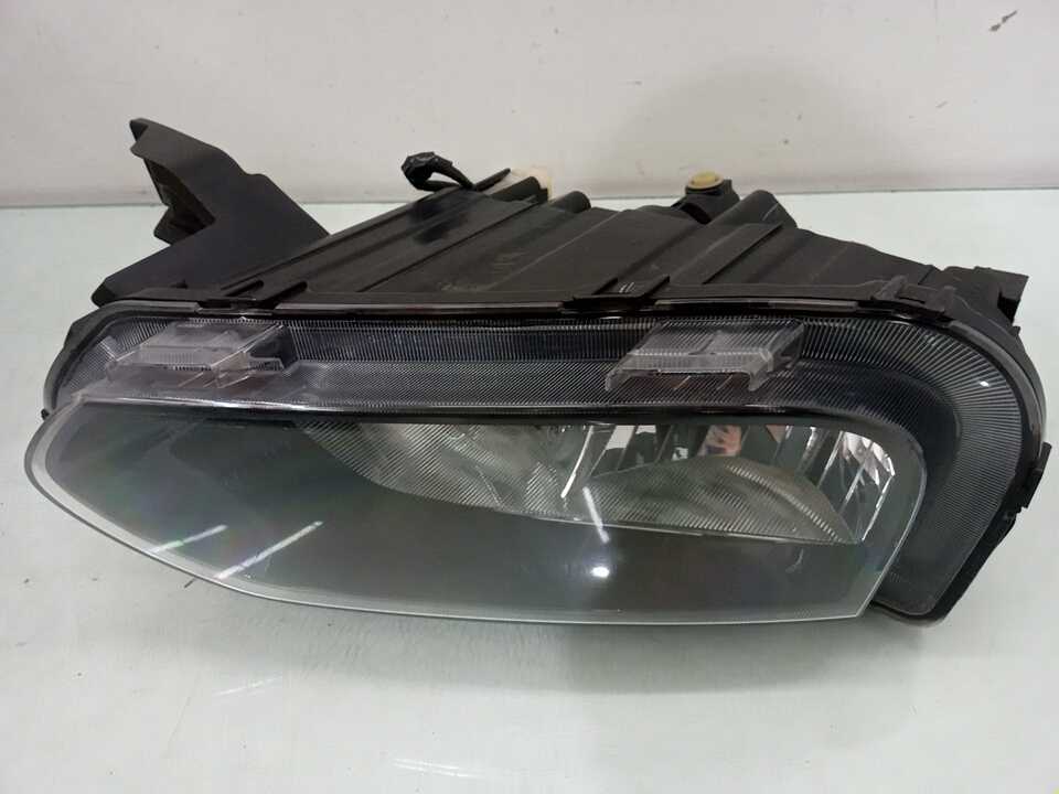 Farol I Ferior Lado Esquerdo Kwid 2022/2025 Recuperado Orig. 3