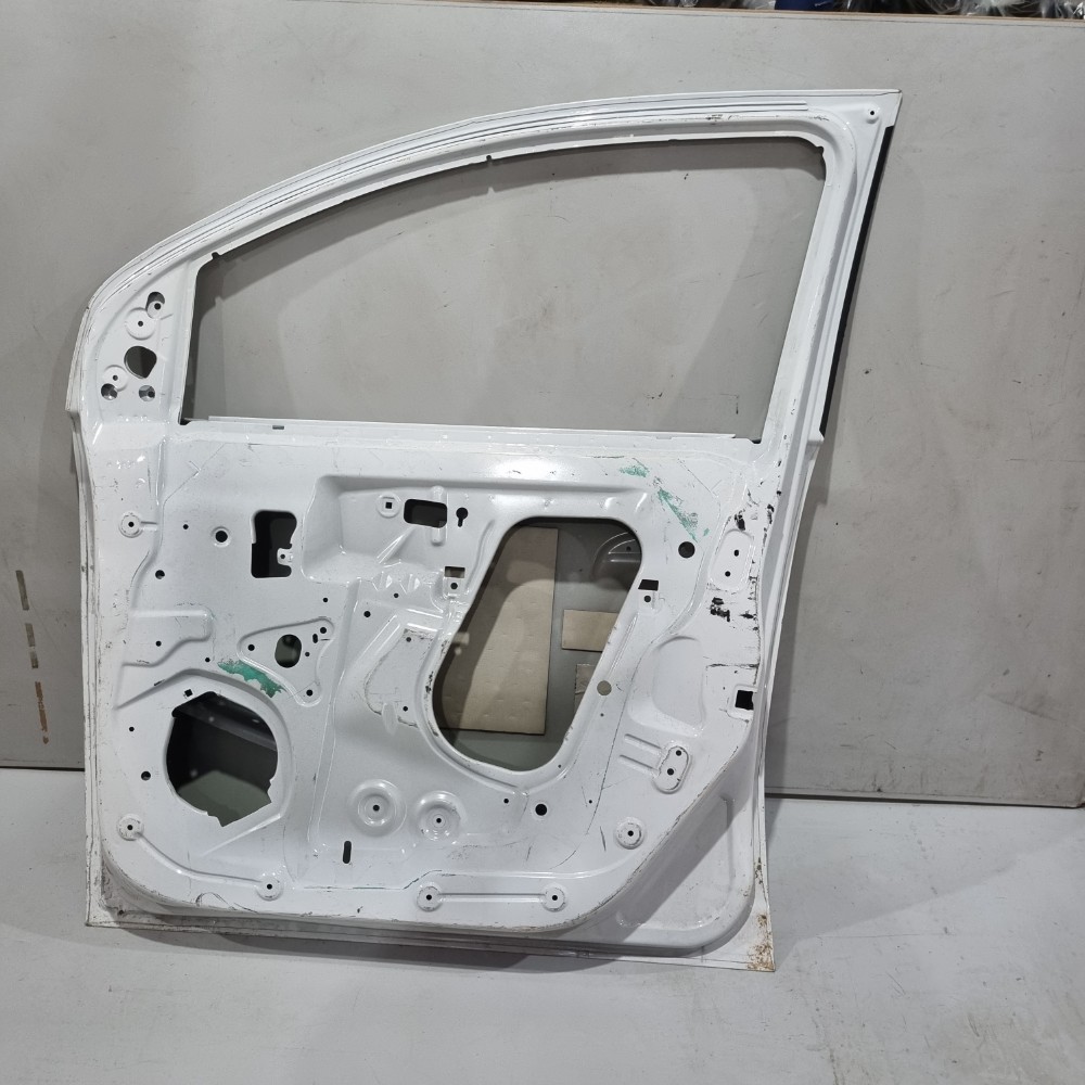 Porta Dianteira Direita Chevrolet Spin 2013/2020 Recuperada. 4