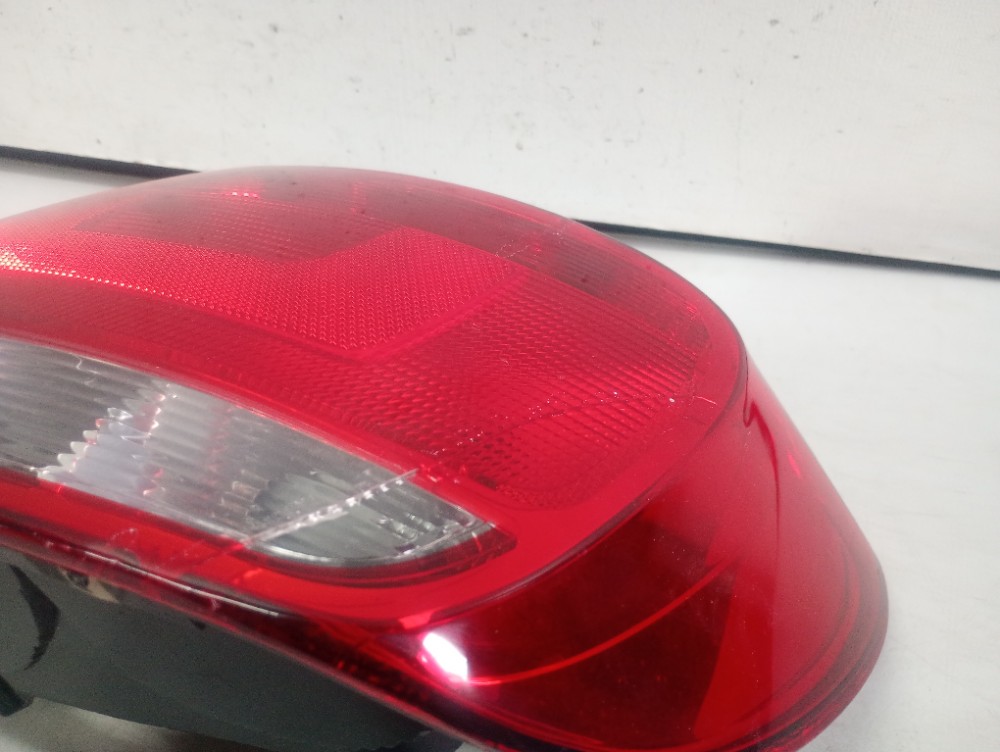 Lanterna Do Lado Direito Volkswagen Gol G4 Modelos 2013/2016 Direito/passageiro 4