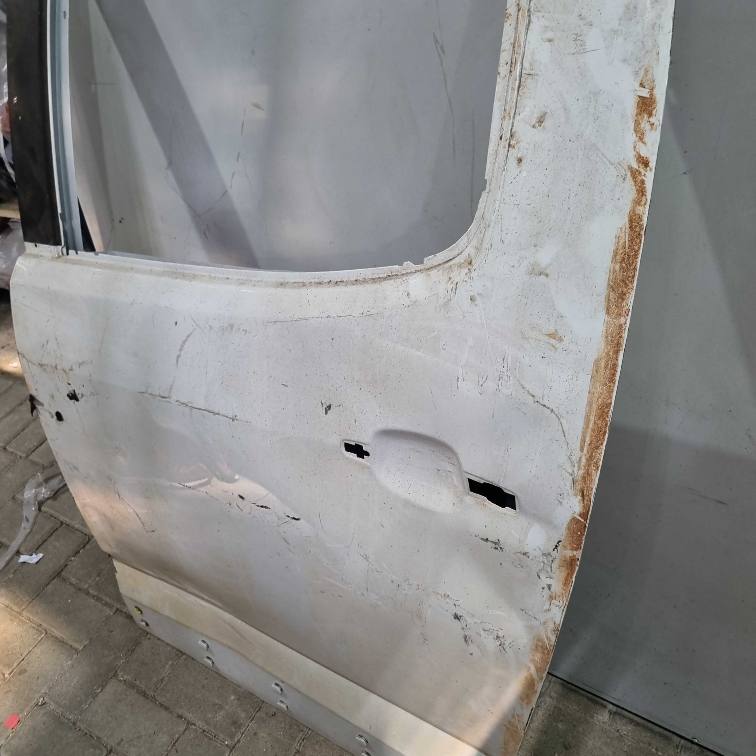 Porta Traseira Do Lado Esquerdo Gm S10 Modelos 2013/2023 1