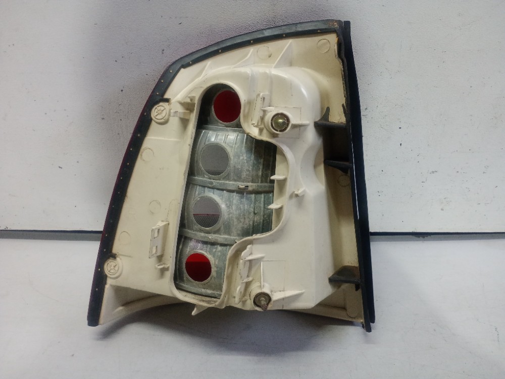 Lanterna Direita Chevrolet Astra Sedan 1999/2002 Recuperada Direito/passageiro 5