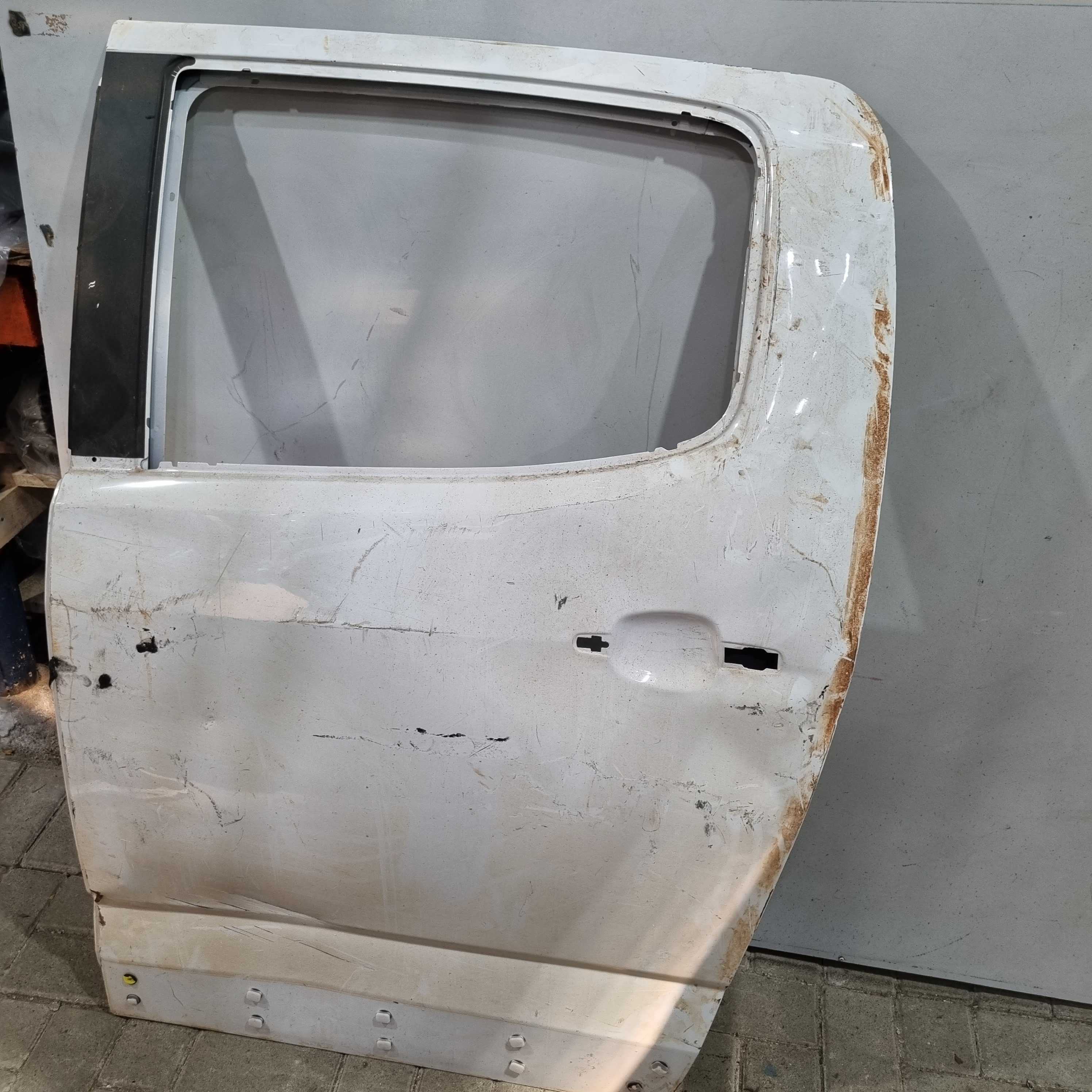 Porta Traseira Do Lado Esquerdo Gm S10 Modelos 2013/2023 2