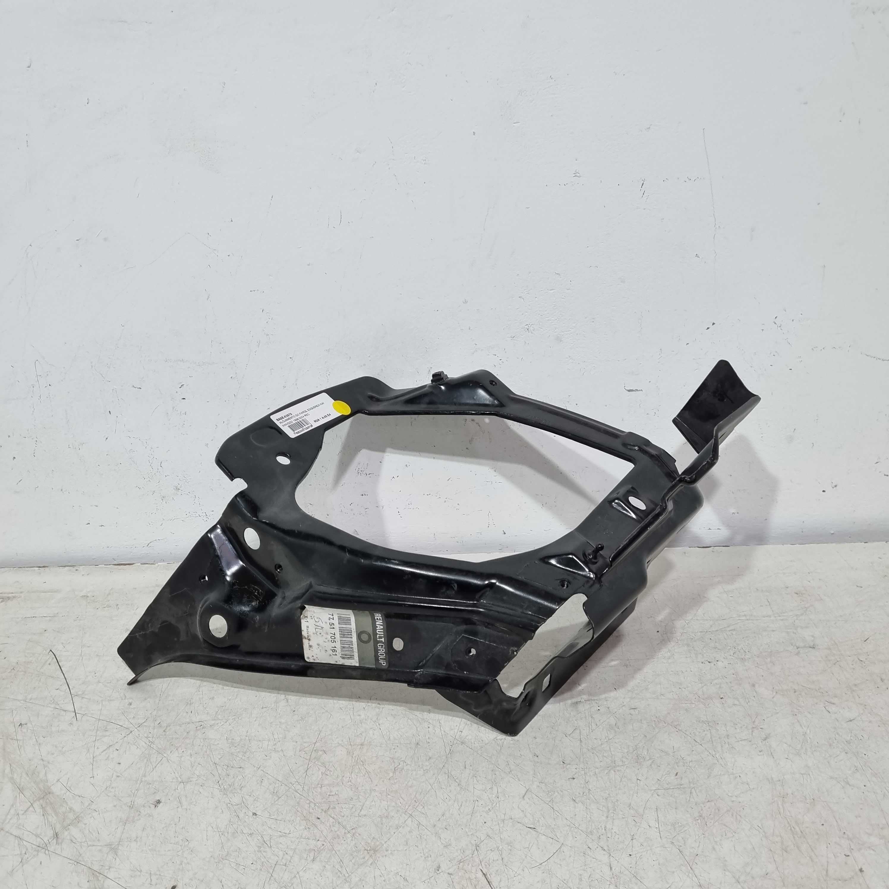 Alojamento Do Farol Esquerdo Renault Kangoo 1998/2004