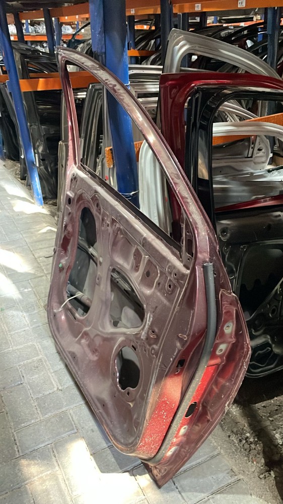 Porta dianteira esqierda Hrv 2016/2020 4