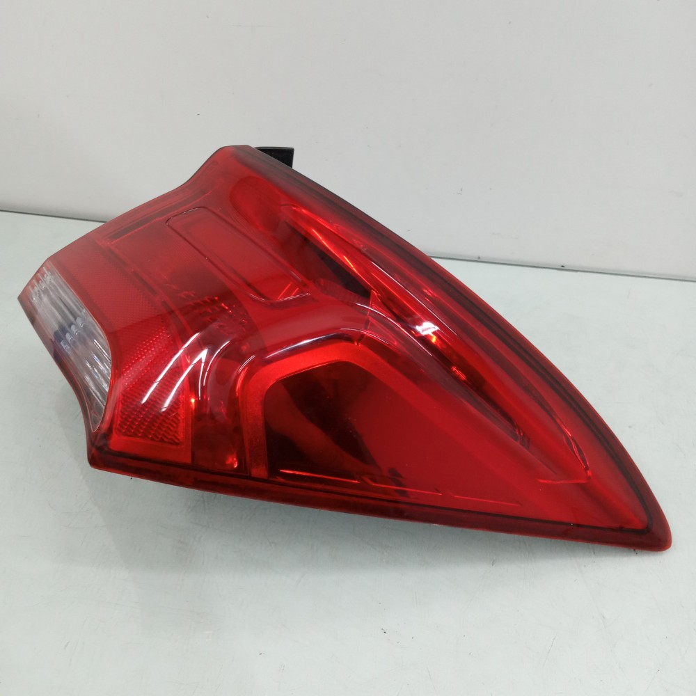 Lanterna Lado Direito Chevrolet Prisma 2016/2019 Recuperado. Direito/passageiro 2