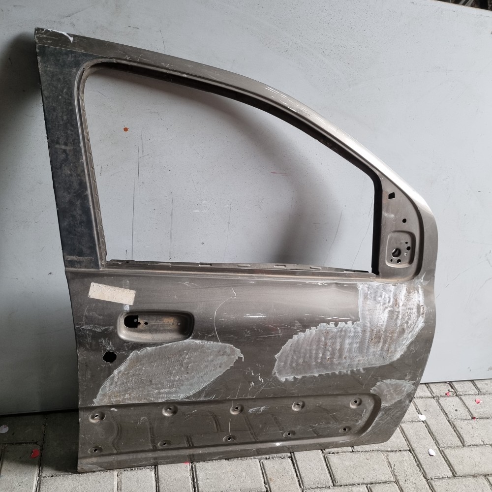 Porta Dianteira Do Lado Direito Fiat Uno Way 2010/2015 Dianteira 1